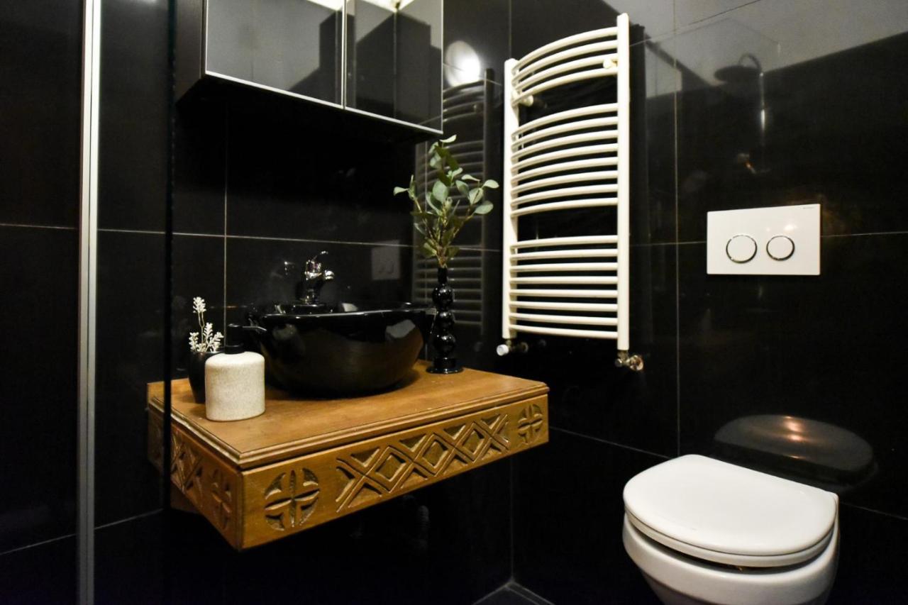 The Brancovanian Apartment - Cismigiu Park Bucarest Exterior foto